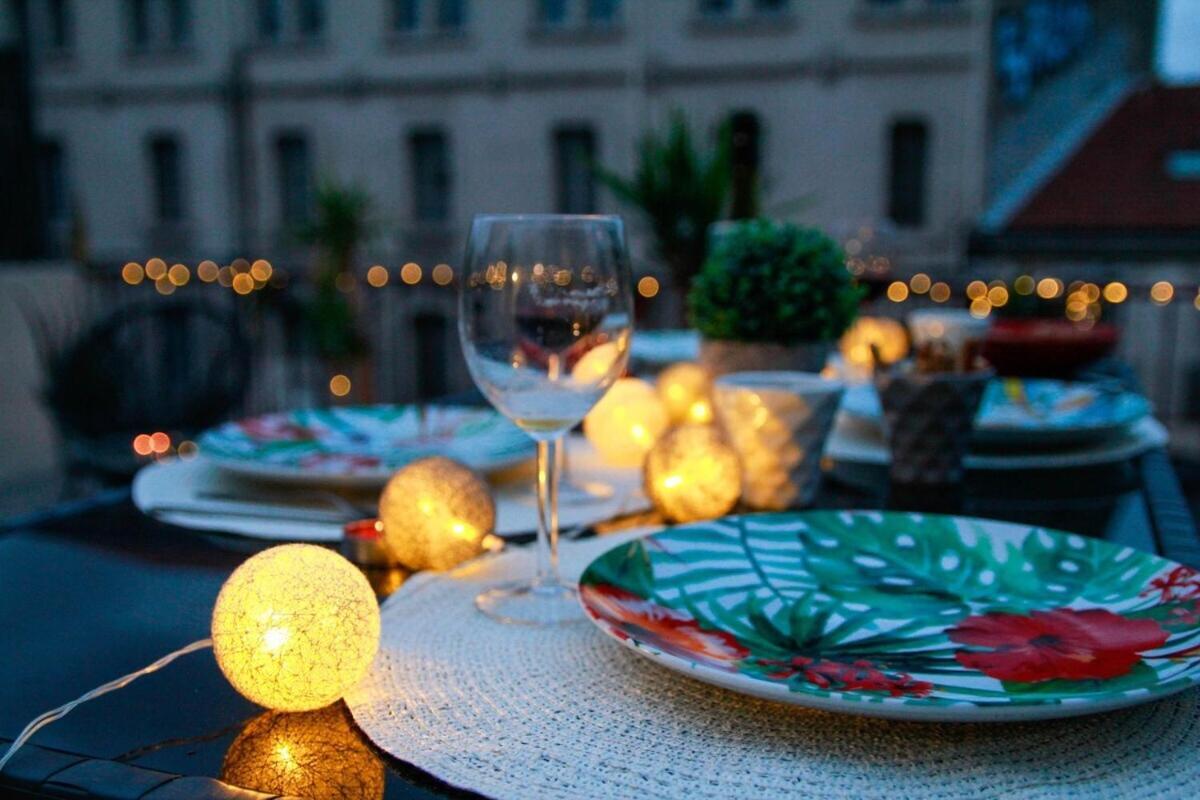 L'Amoureux - Terrasse Et Climatisation Coeur De Ville Montpellier Luaran gambar