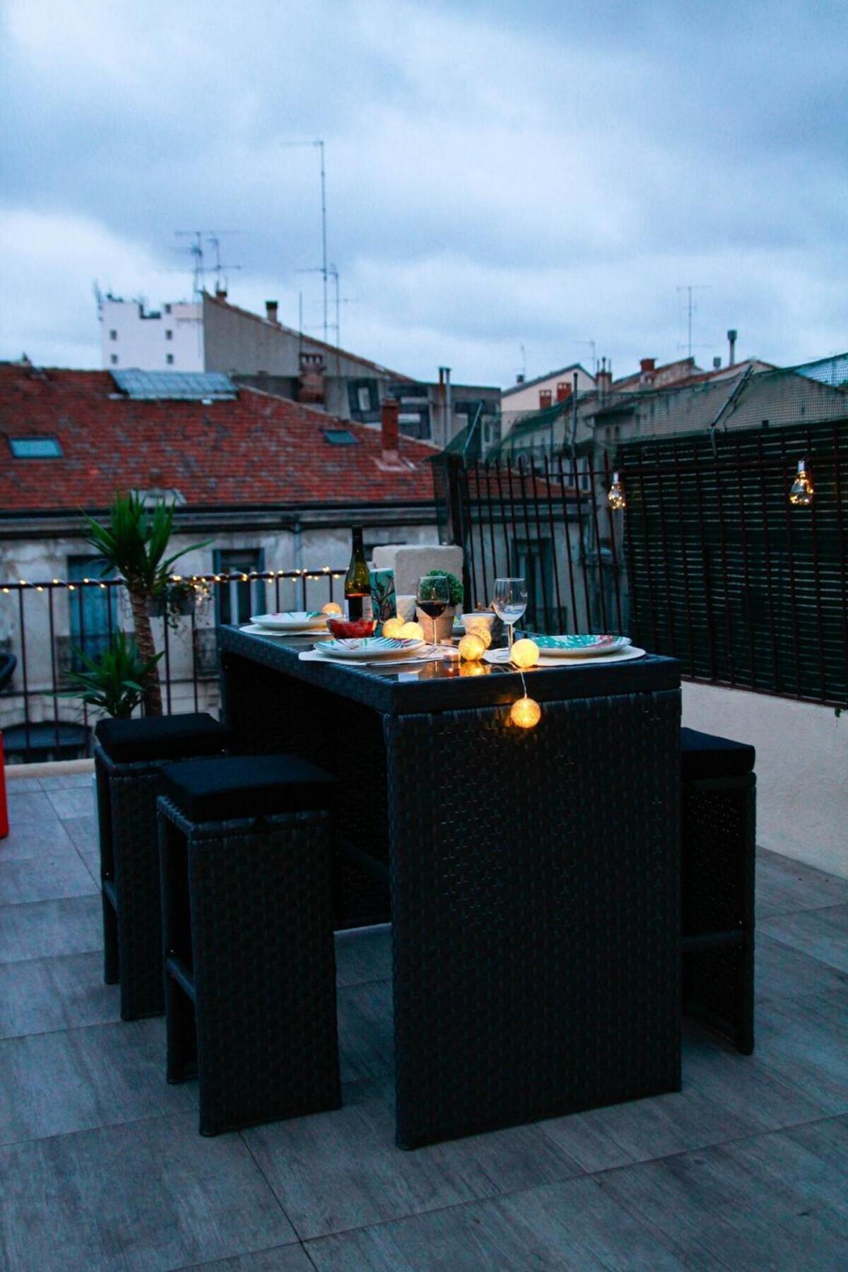 L'Amoureux - Terrasse Et Climatisation Coeur De Ville Montpellier Luaran gambar
